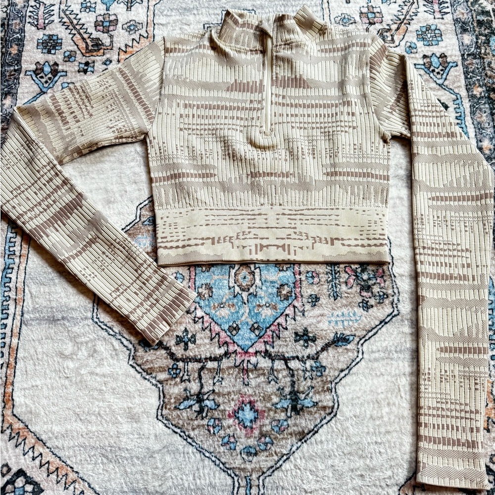 PrettyLittleThing Oatmeal Ribbed Seamless Half-Zip Active Long Sleeve Medium